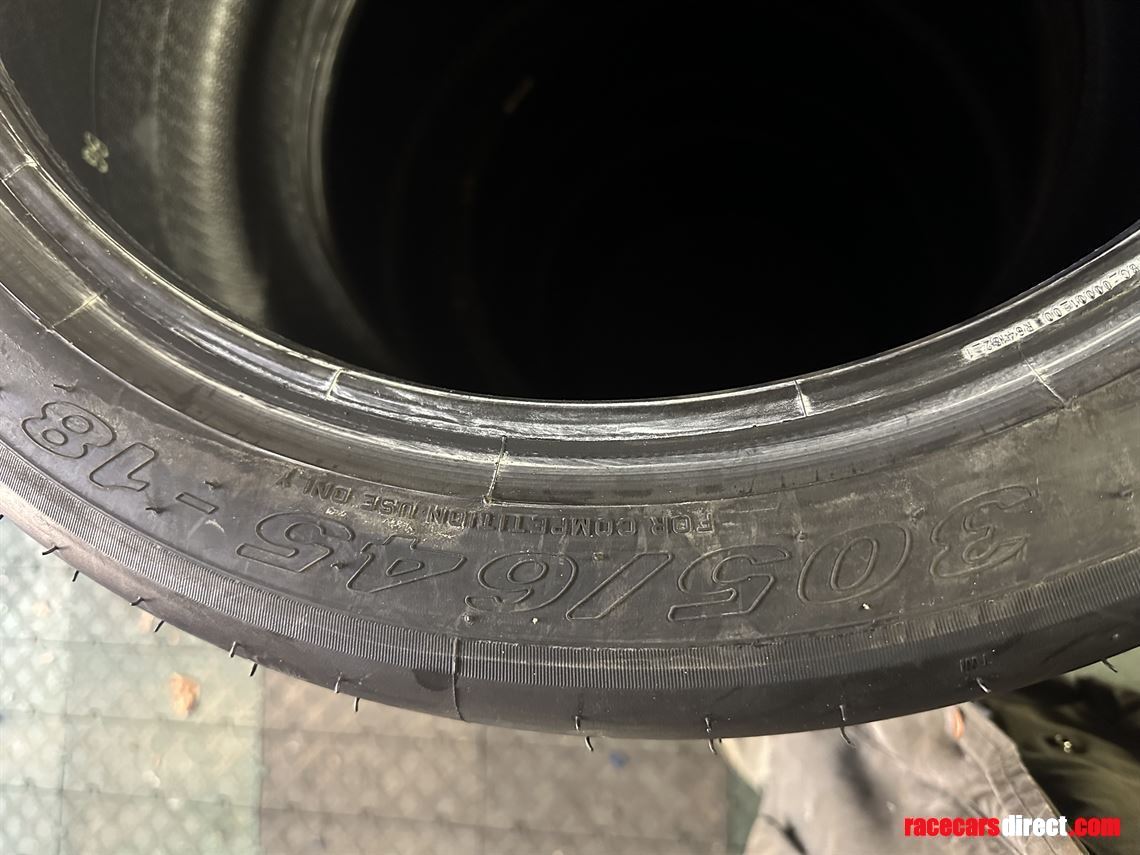 18-pirelli-gt3-gt4-track-competition-race-tyr