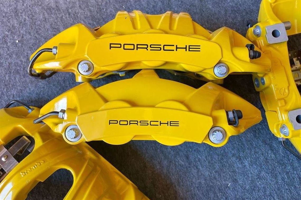 porsche-911-gt3---718gt4-rs-full-set-pccb-cal