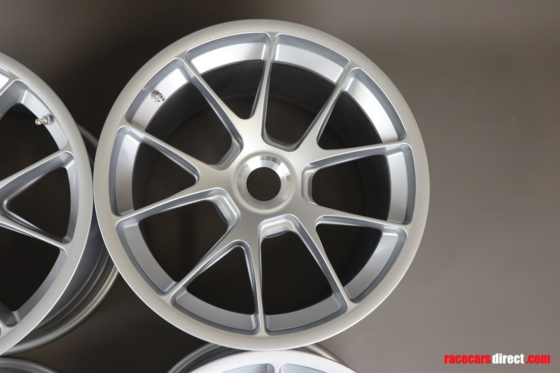 porsche-991-cup-wheel-set-brand-new
