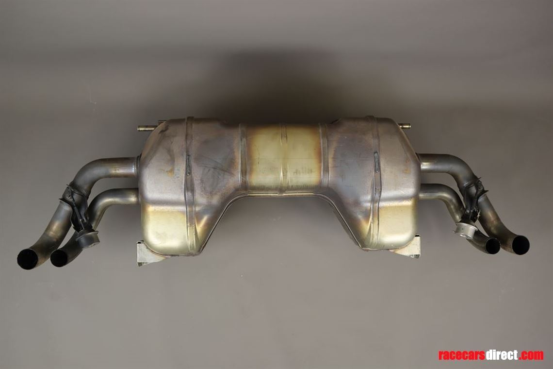 audi-r-8-facelift-v10-exhaust-system