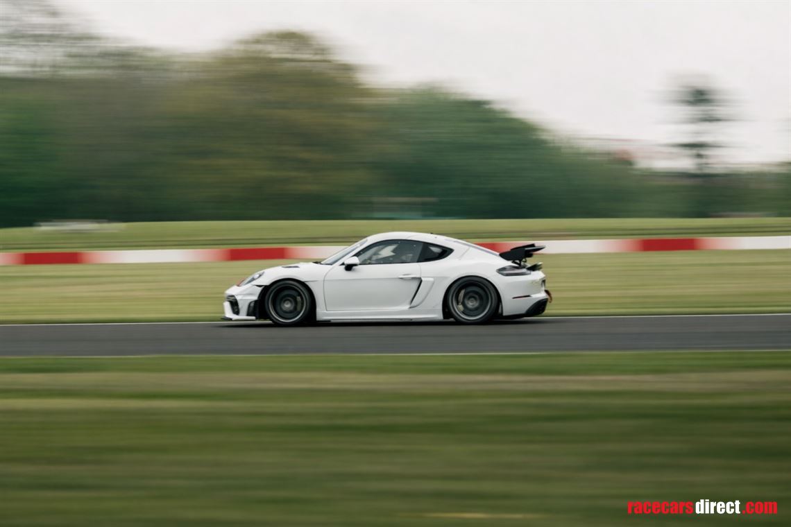 porsche-cayman-sprint-challenge-uk-drive-in-c