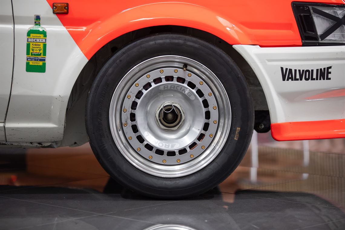 toyota-corolla-ae86-1600-gt-2-door-group-a