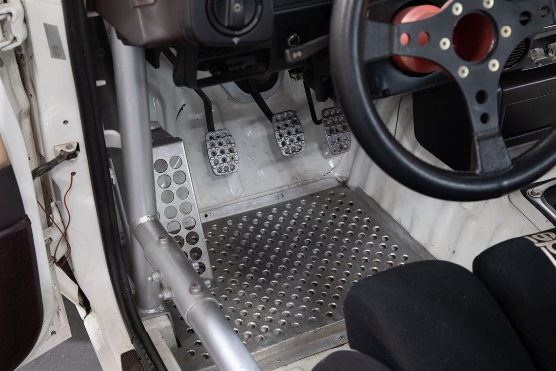 toyota-corolla-ae86-1600-gt-2-door-group-a