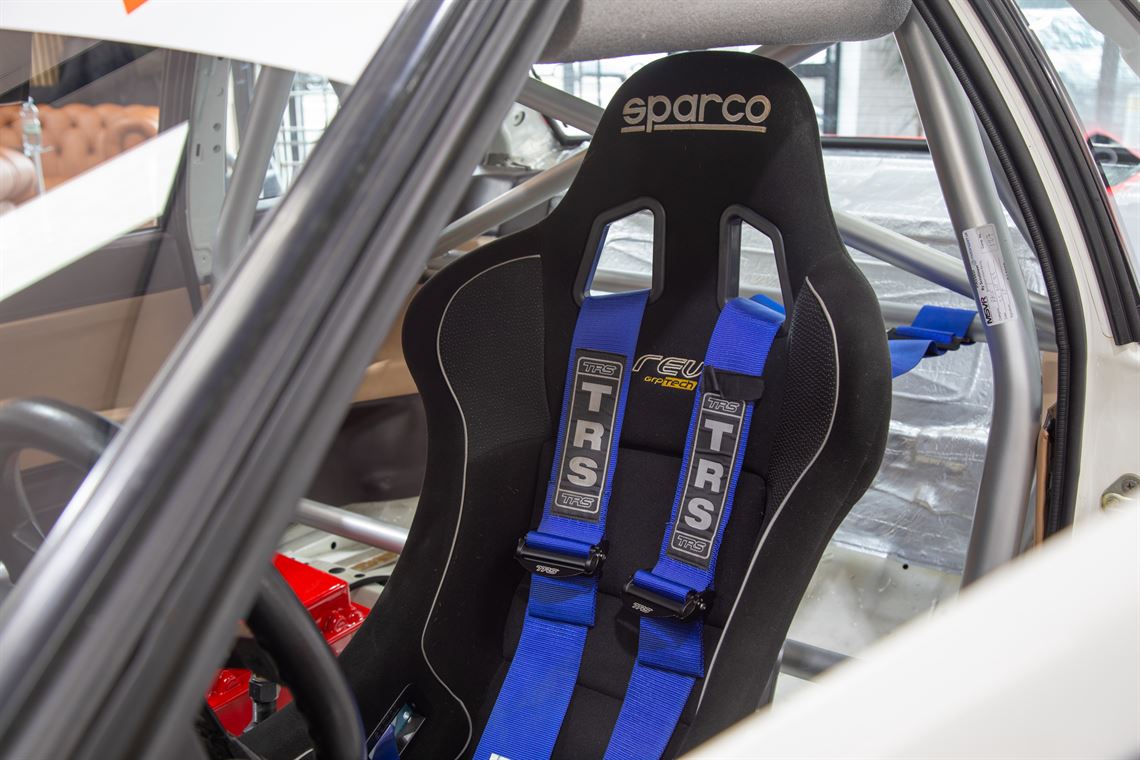 toyota-corolla-ae86-1600-gt-2-door-group-a