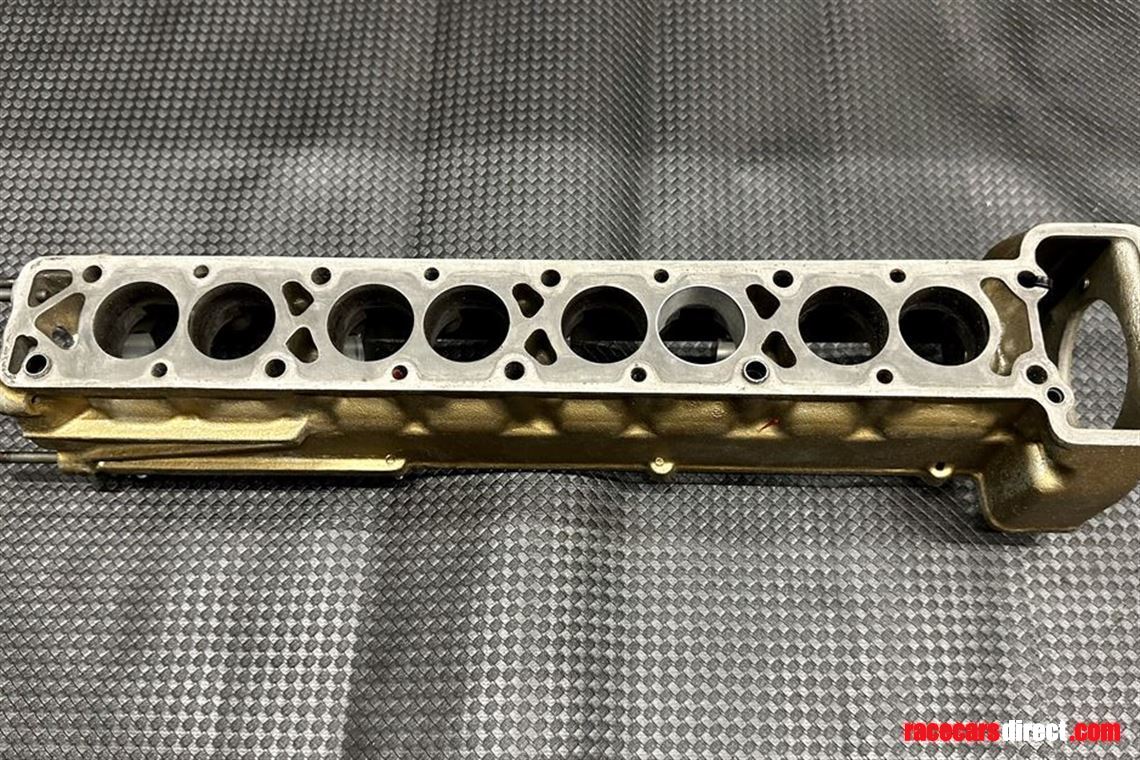 cam-carrier-bmw-m127-engine