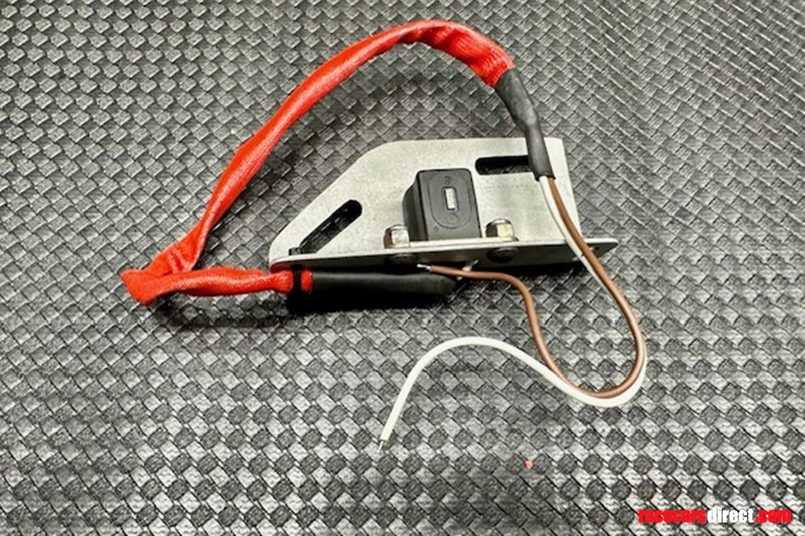 new-bmw-m127-pick-up-and-bracket