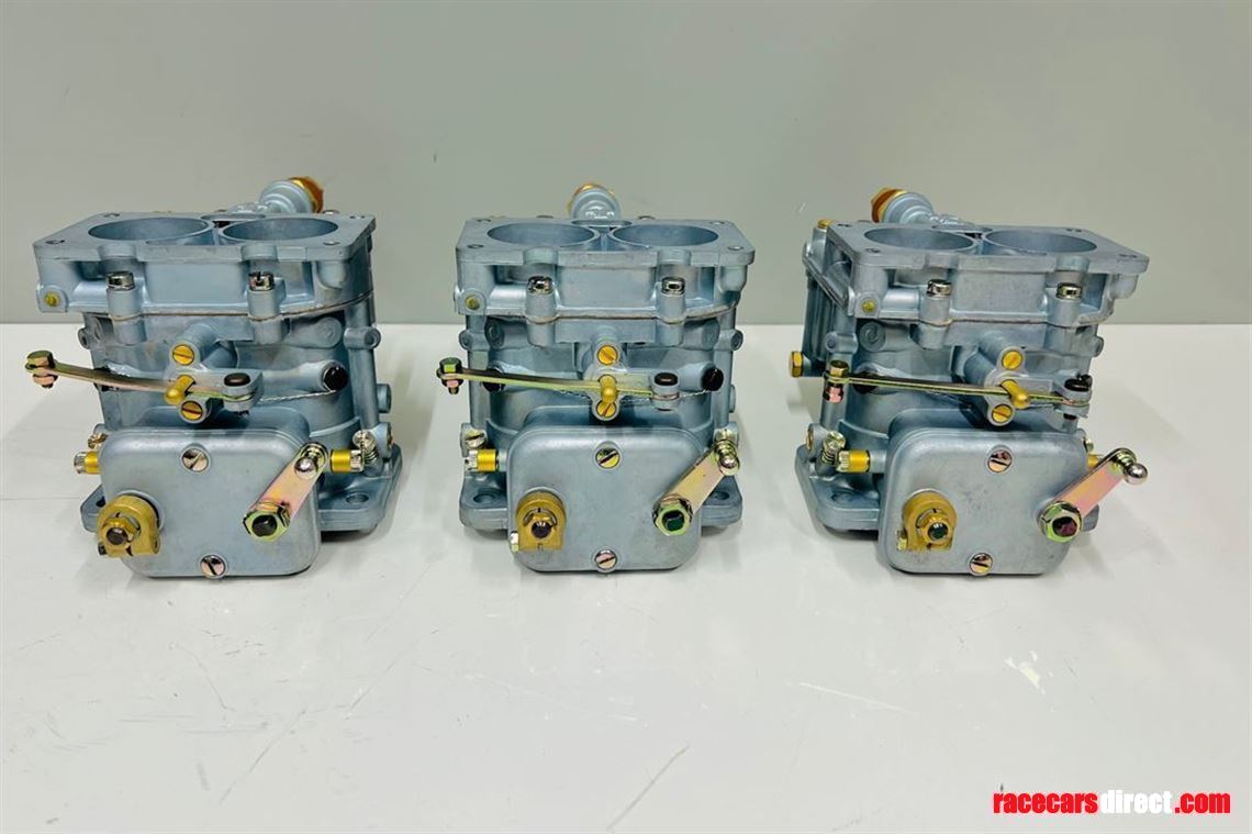 3-carburetors-weber-40dcz6-ferrari