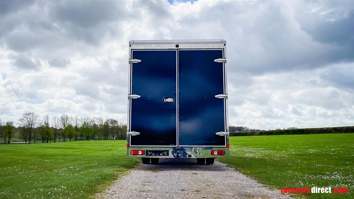 akfs-iveco-daily-7200kg-enclosed-race-car-tra