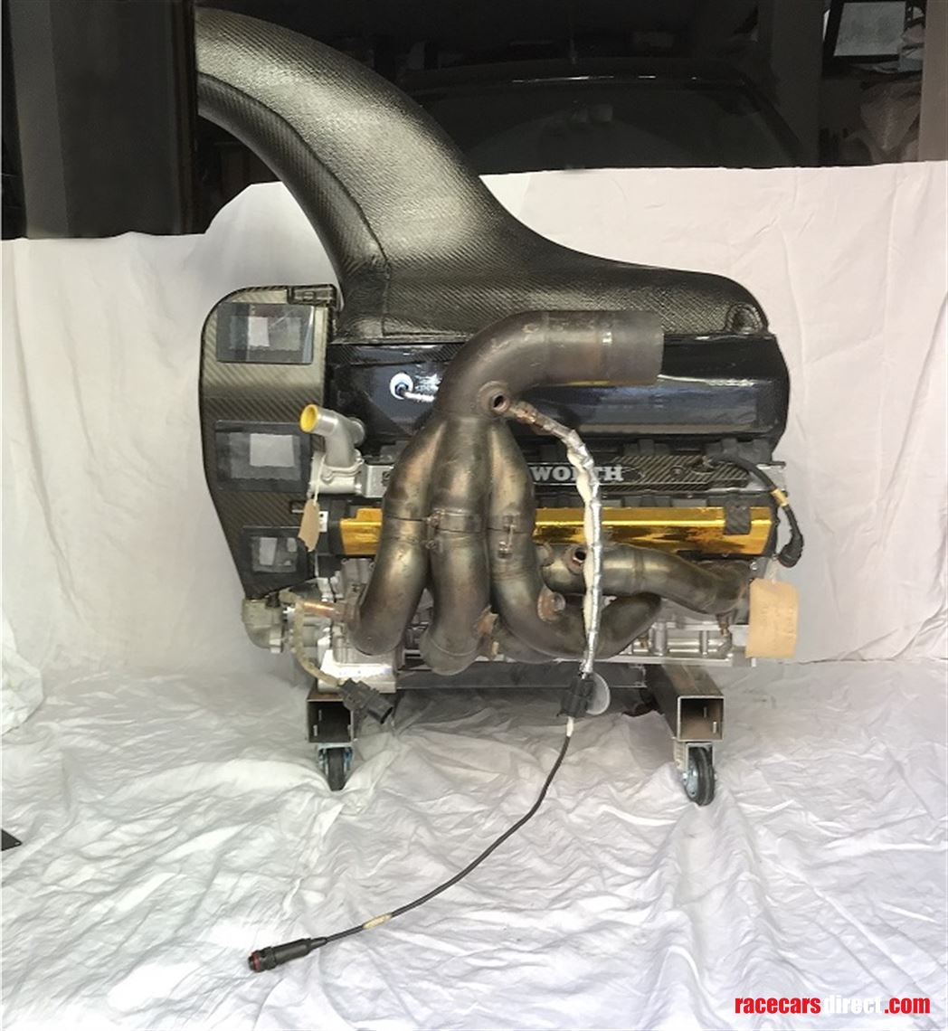 cosworth-f1-tj2005-v10-engine---red-bull-rb1