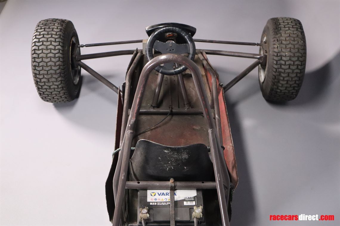 ferrari-126-c4-formula-1-junior-1984