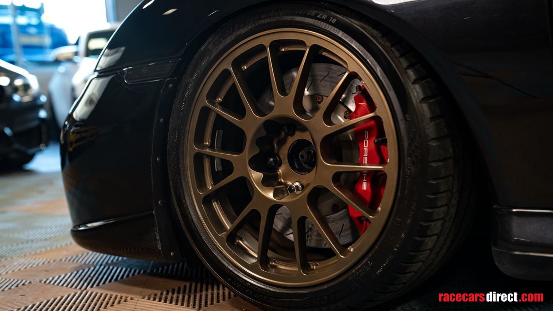 porsche-911-996-turbo-track-car