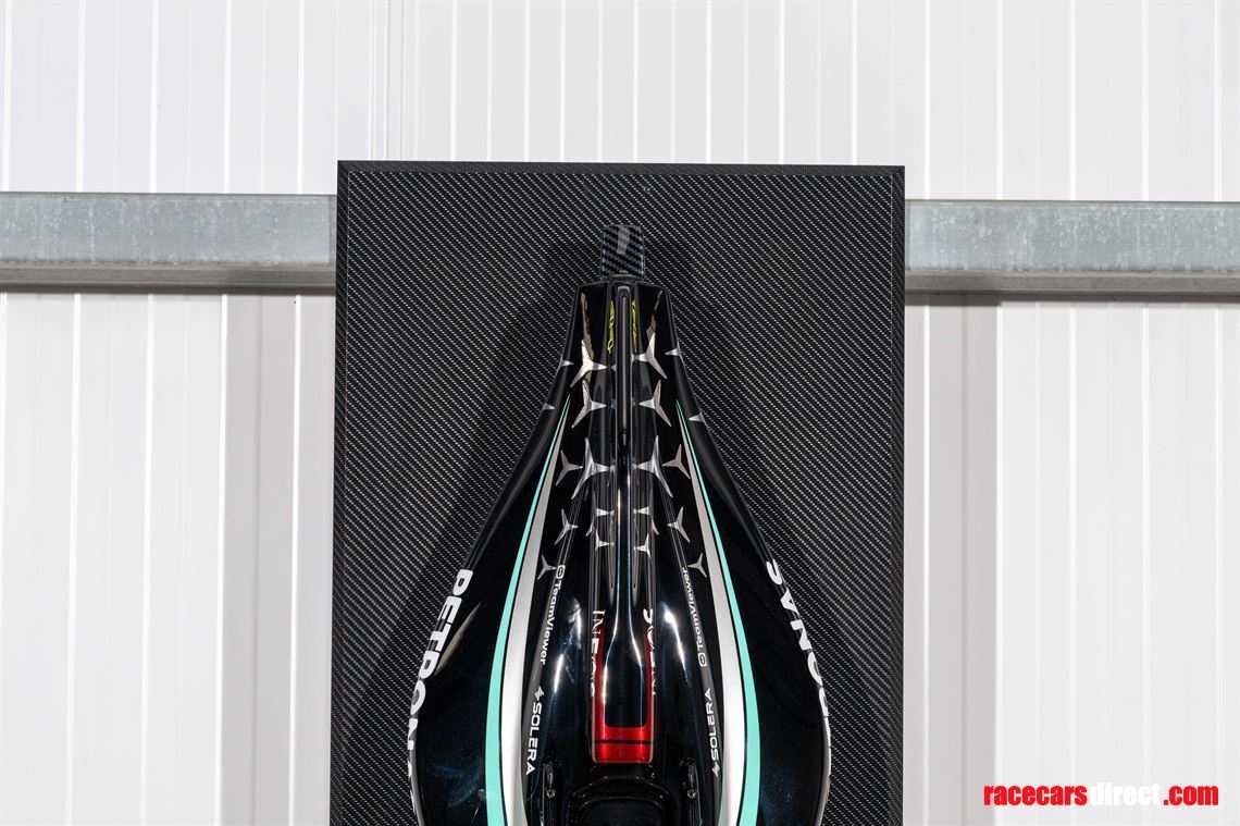 lewis-hamilton-mercedes-amg-petronas-w15-scul