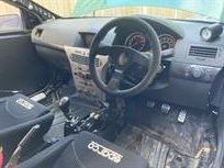 astra-vxr---2l-turbo-2006-track-day-car