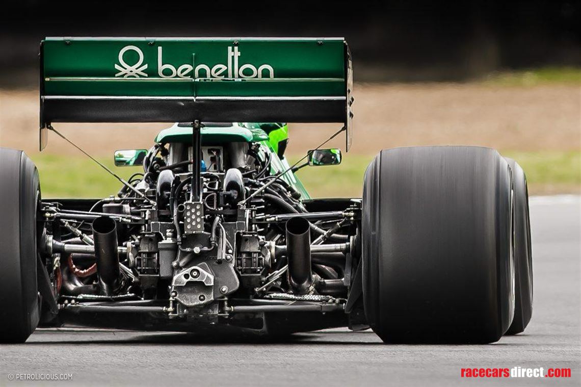 TYRRELL FORD 012 par SILVERLINE (TAMEO KITS TYRRELL FORD 012 par SILVERLINE (TAMEO KITS