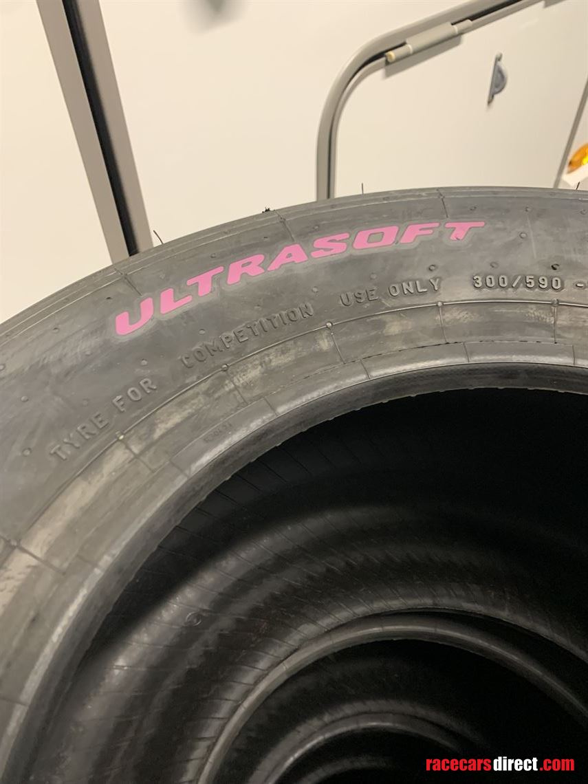 pirelli-hillclimb-ultra-soft-slicks-new