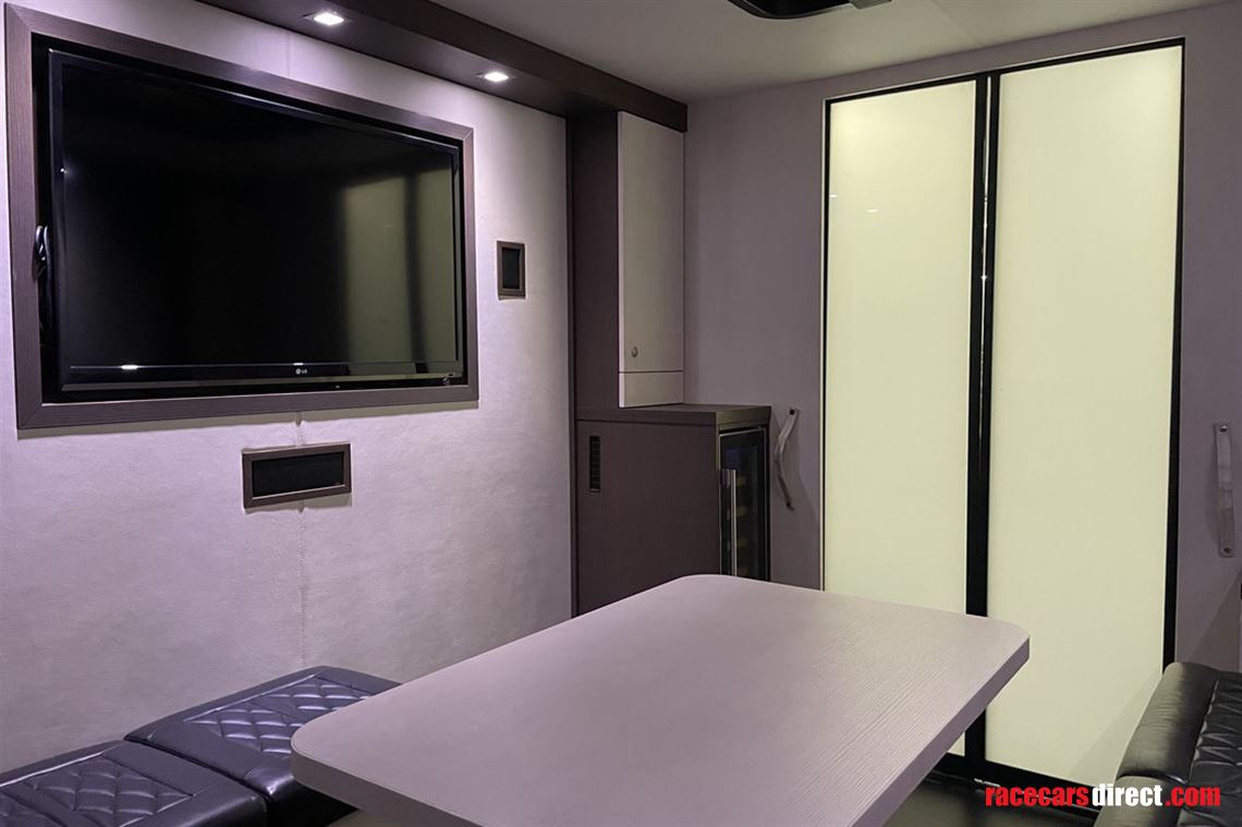 schuler-racetrailer-2-car-transport-office-aw