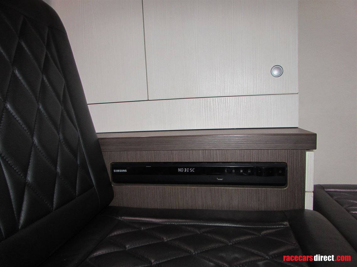 schuler-racetrailer-2-car-transport-office-aw