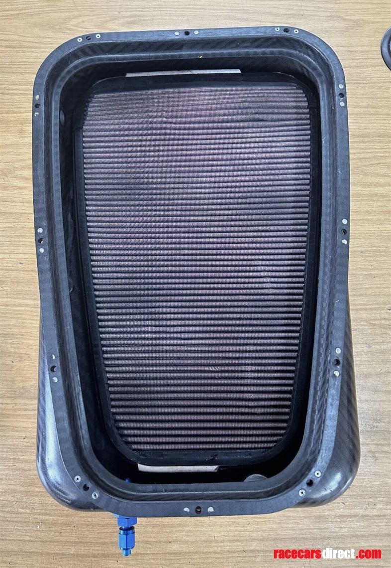 universal-throttle-body-cold-air-intake-carbo