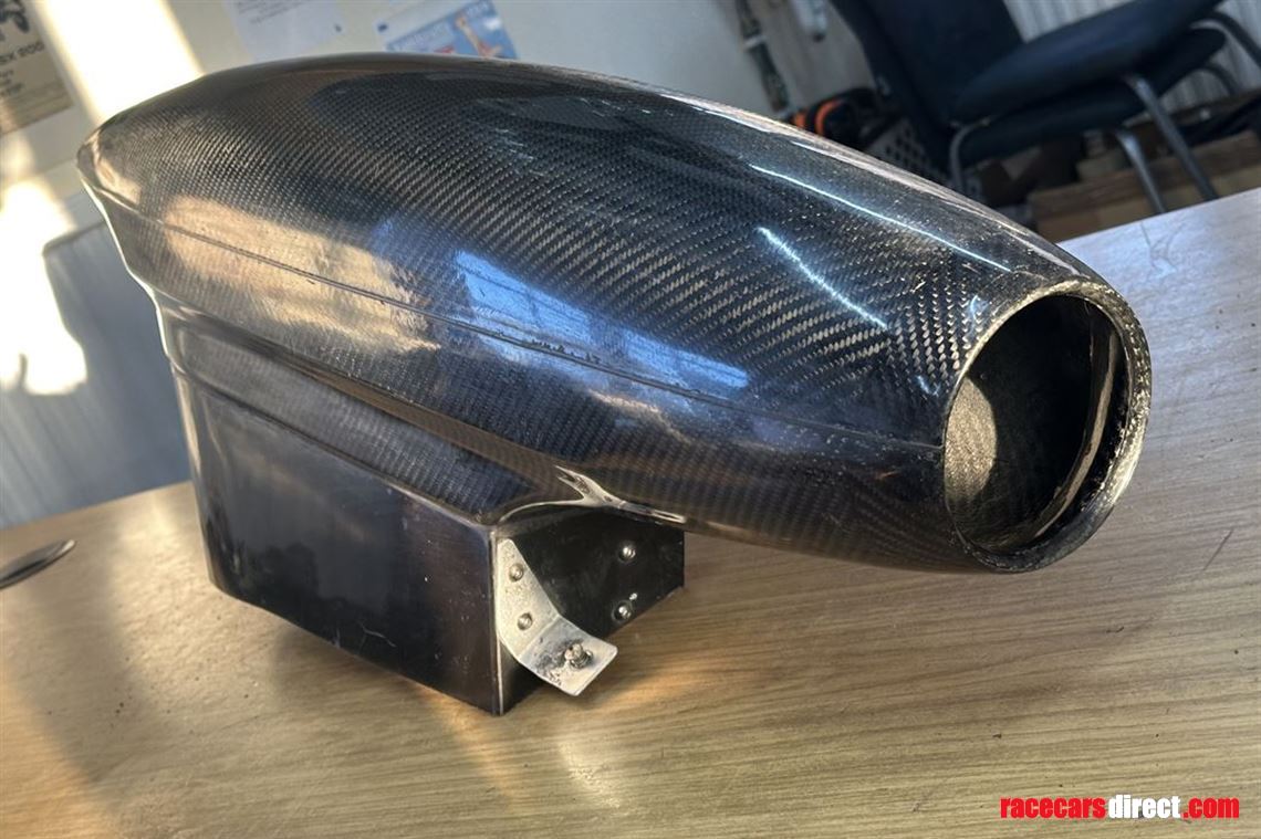 formula-3-pressurised-cold-air-intake-carbon