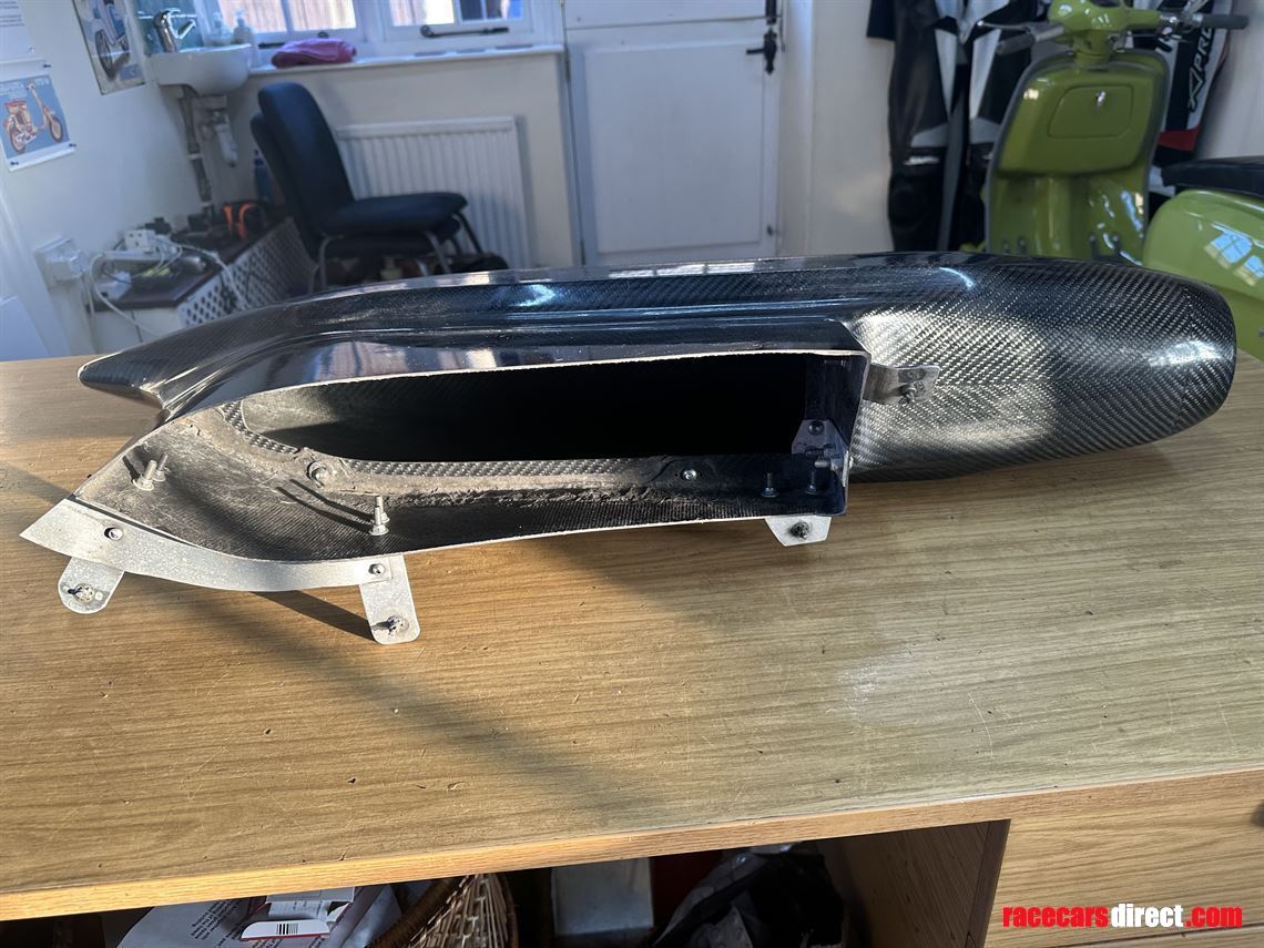 formula-3-pressurised-cold-air-intake-carbon