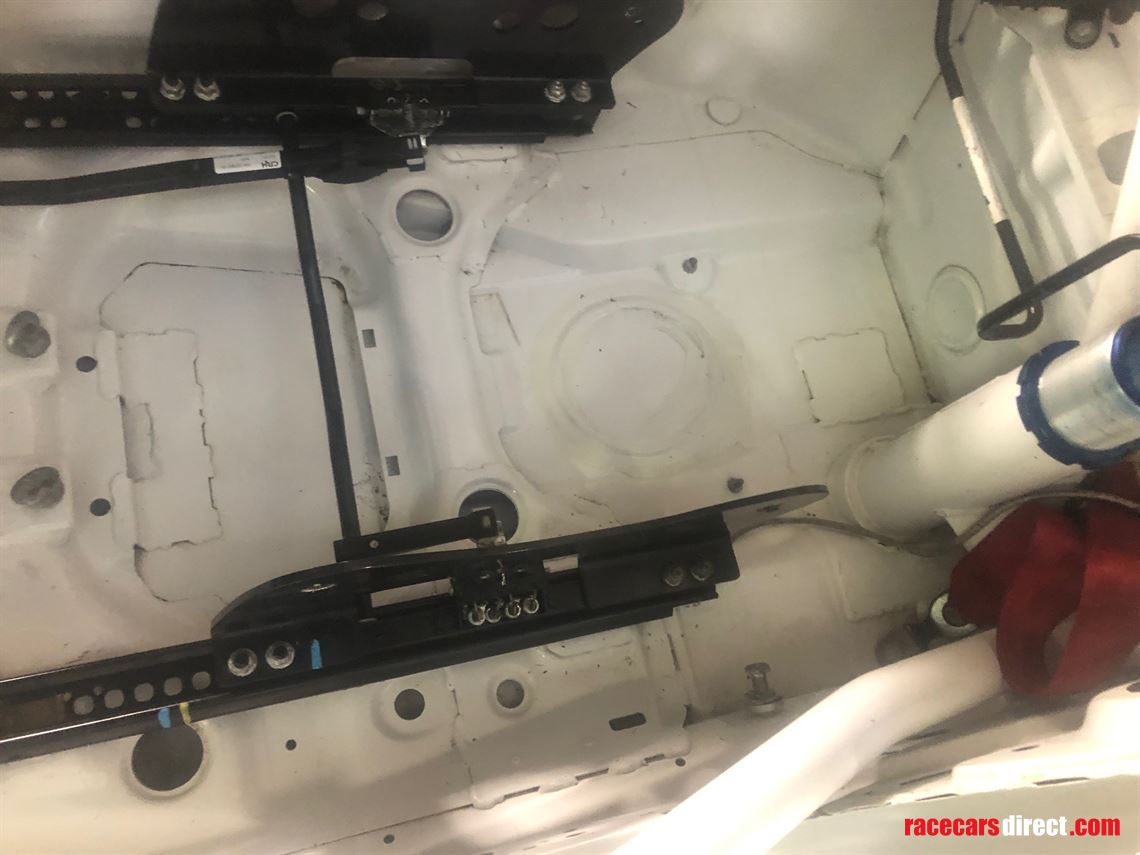 porsche-997-gt3-cup-car-gen-2