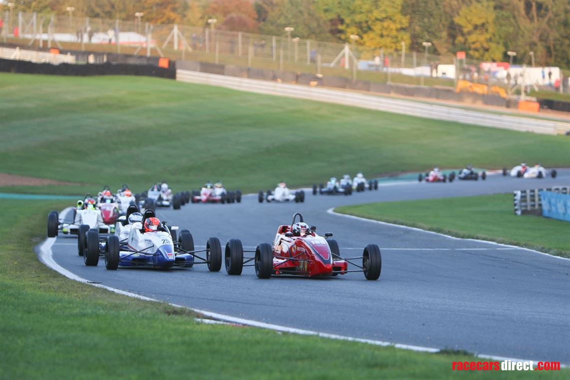 festival-winning-formula-ford-medina-sport-jl