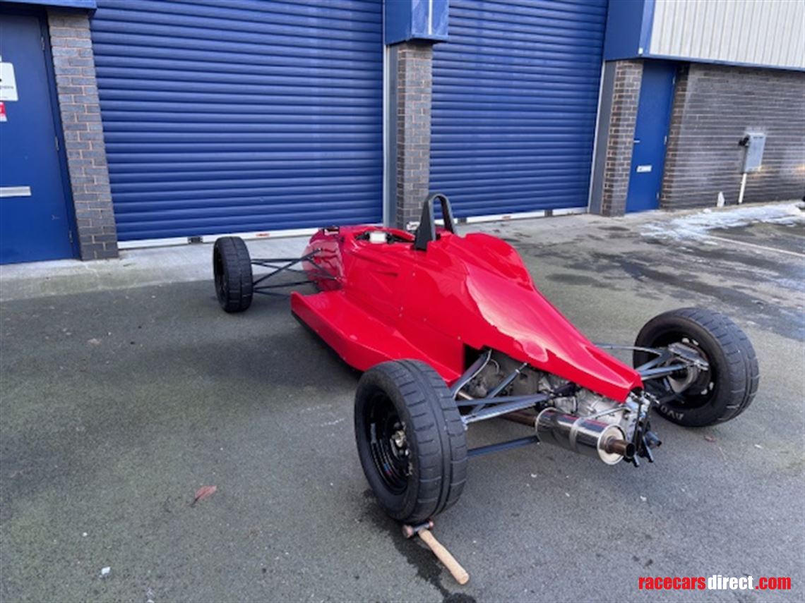 festival-winning-formula-ford-medina-sport-jl