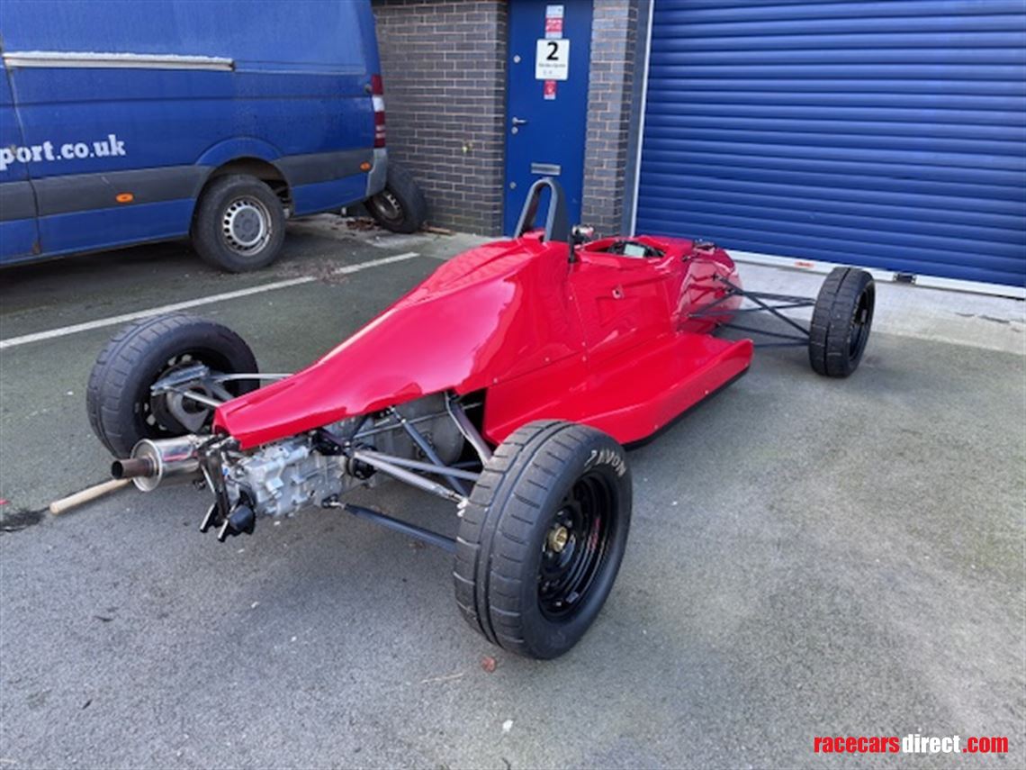 festival-winning-formula-ford-medina-sport-jl