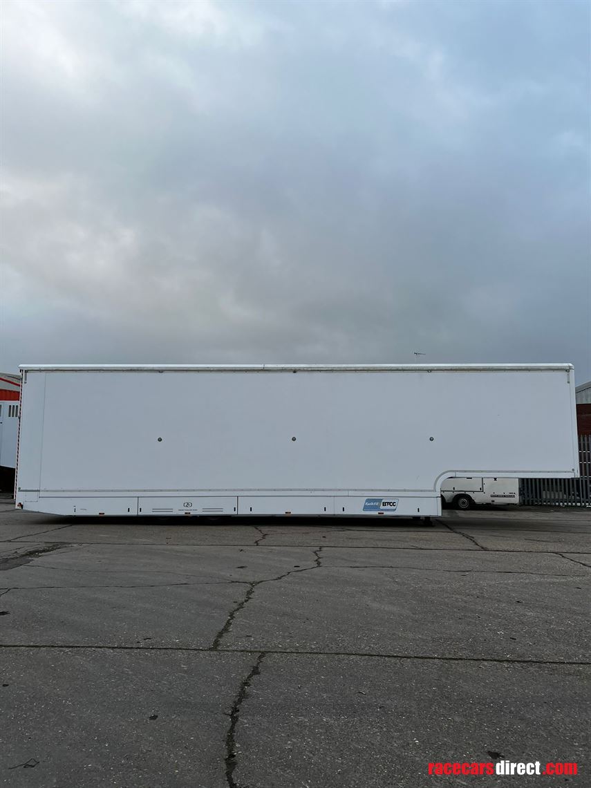 racetrailercom-trailer-and-stegmaier-awning