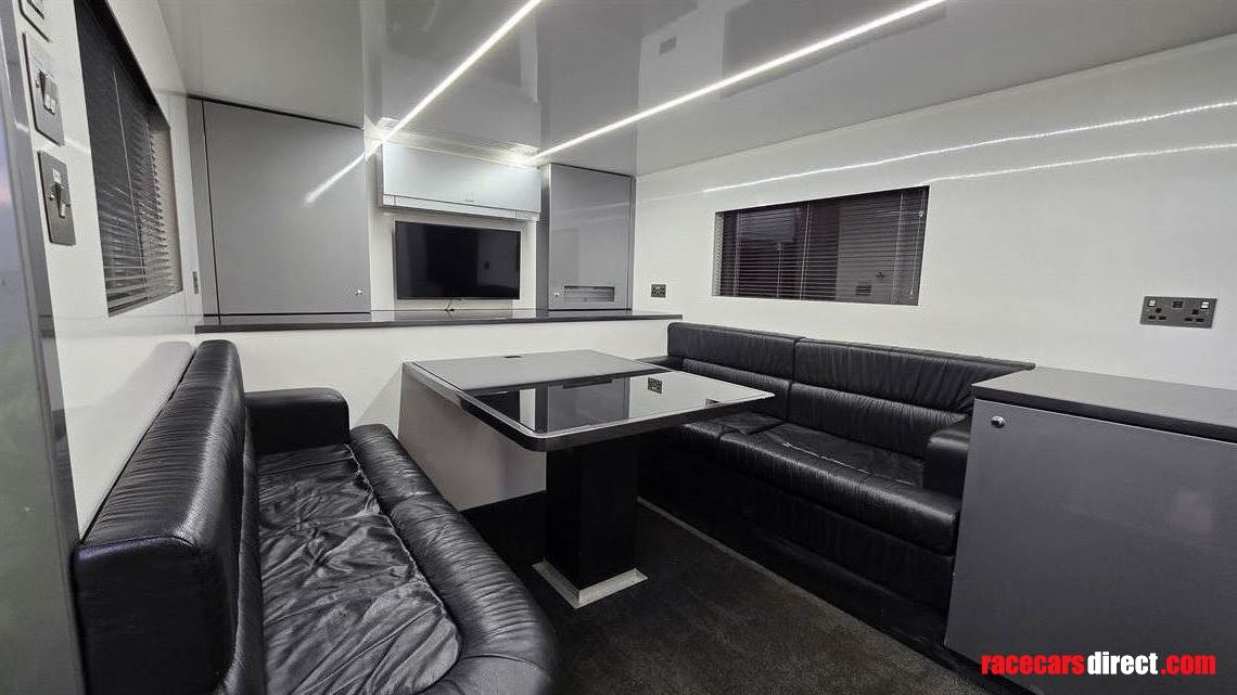 hopkins-race-car-trailer-with-office