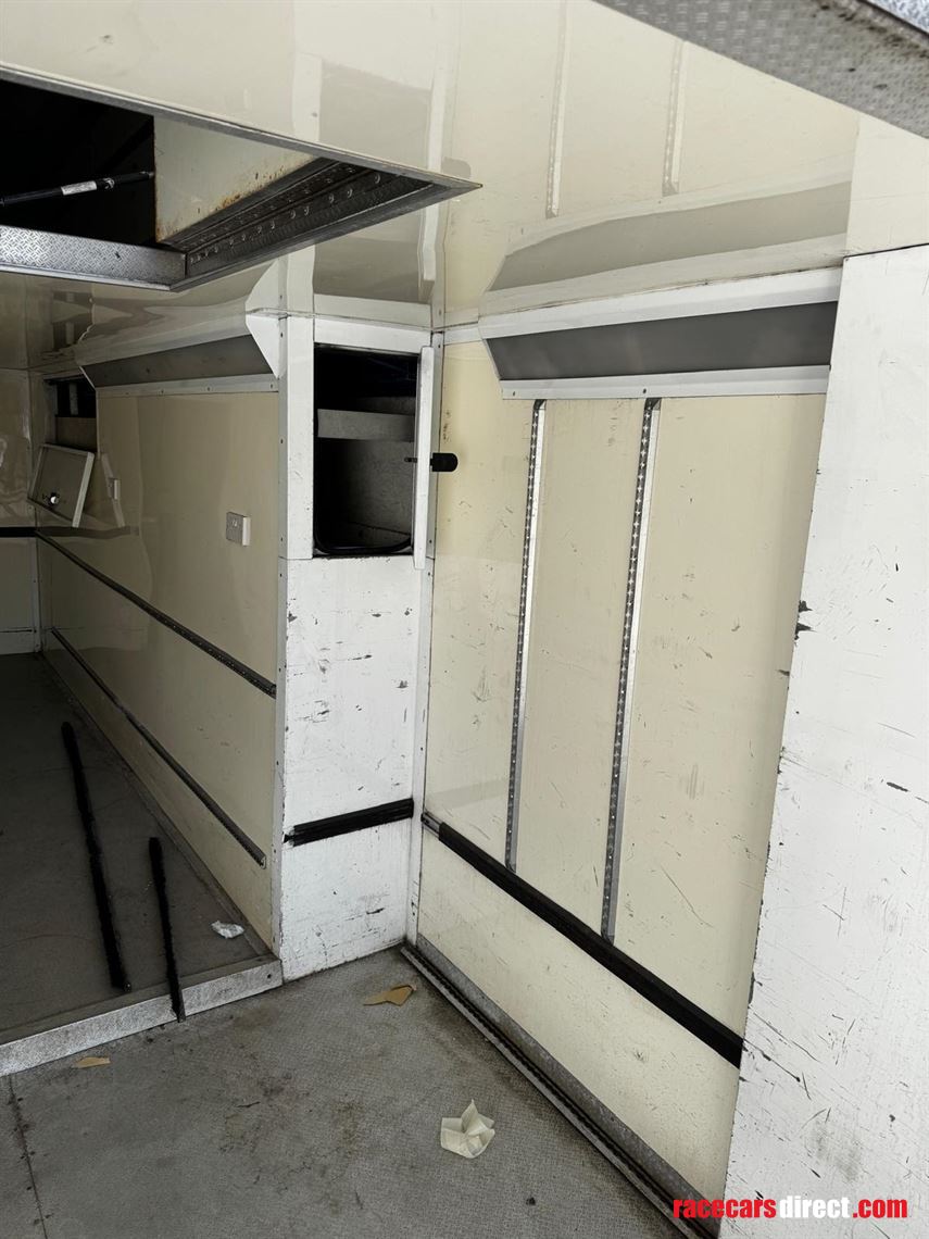 hopkins-race-car-trailer-with-office