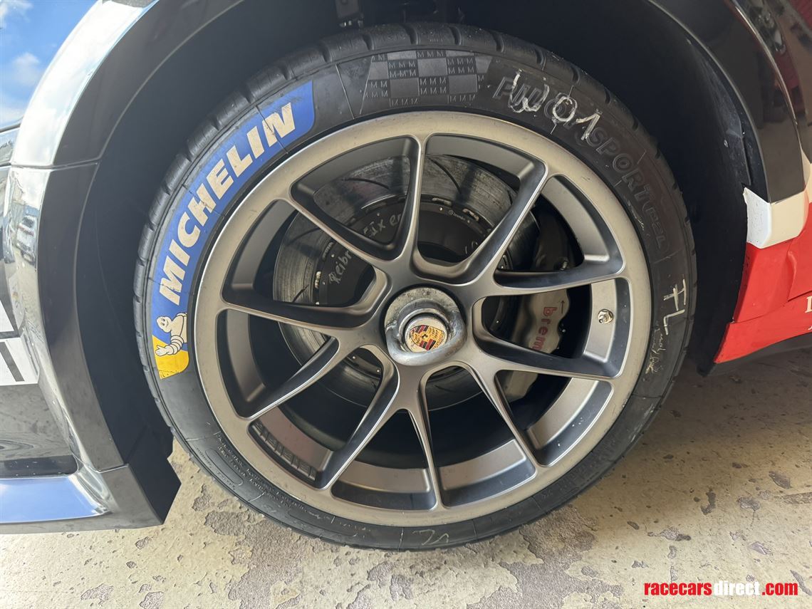 porsche-992-gt3-cup-year-2022