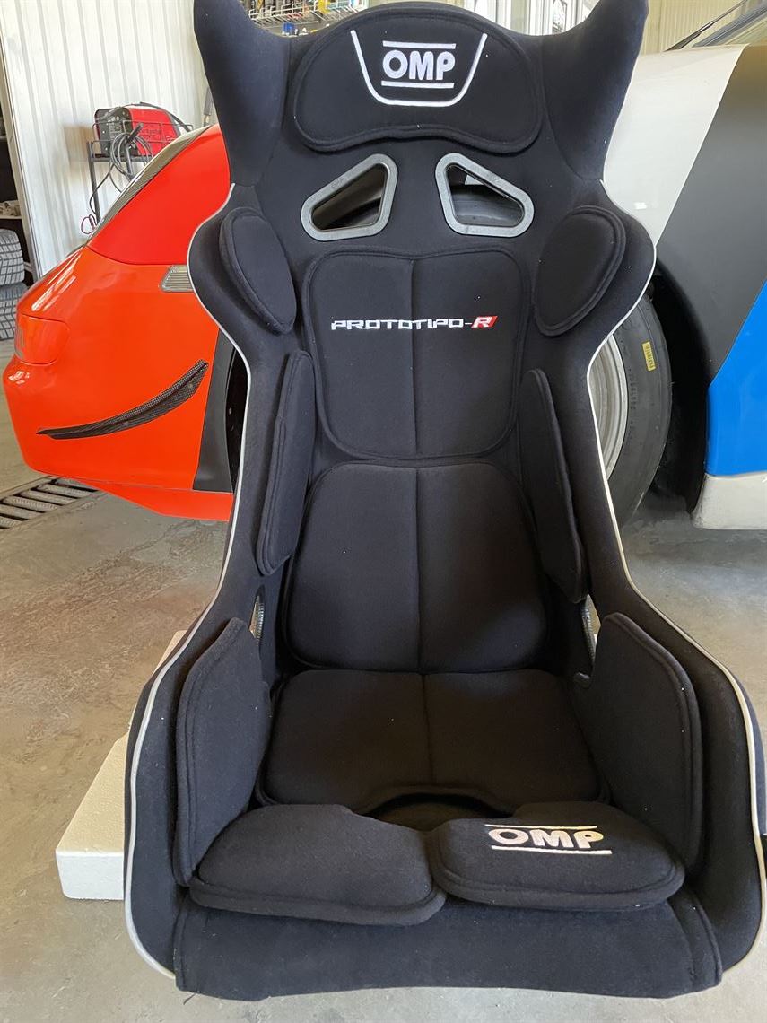 omp-prototipo-r-carbon-fia-seat-exp-end-2026