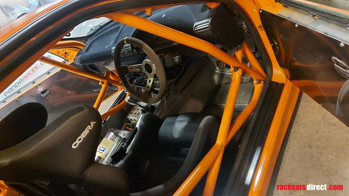 bmw-compact-cup-race-car