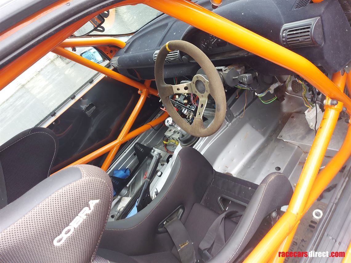 bmw-compact-cup-race-car