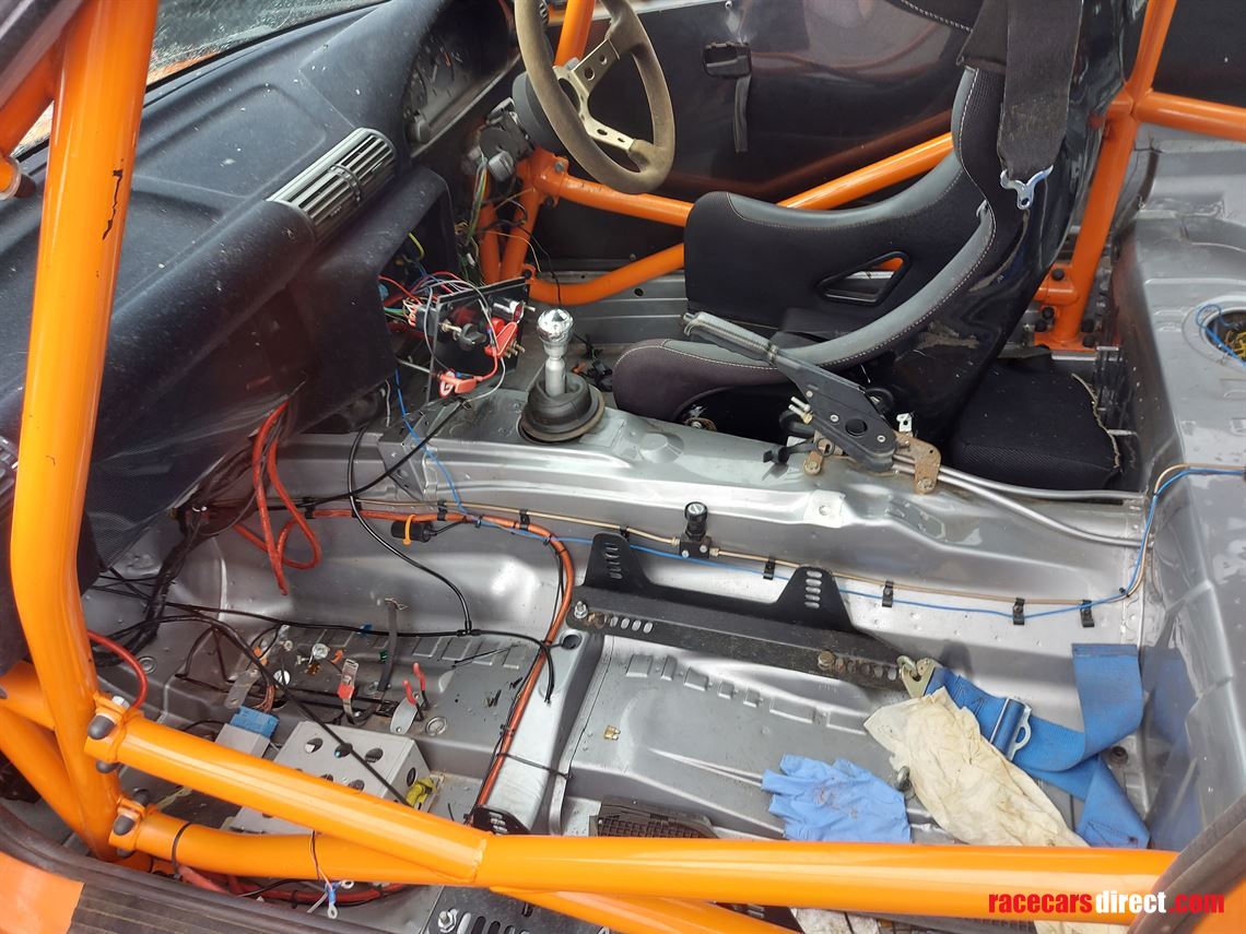 bmw-compact-cup-race-car