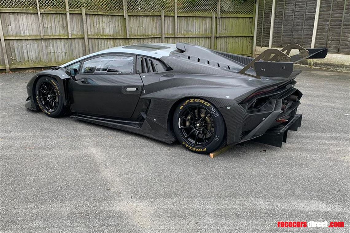 lamborghini-huracan-gt3-evo-2