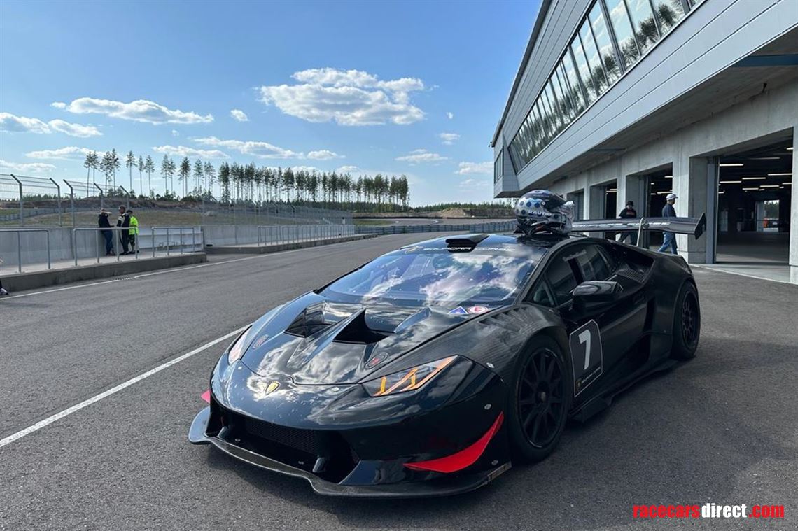 lamborghini-super-trofeo-lp-620-evo-0