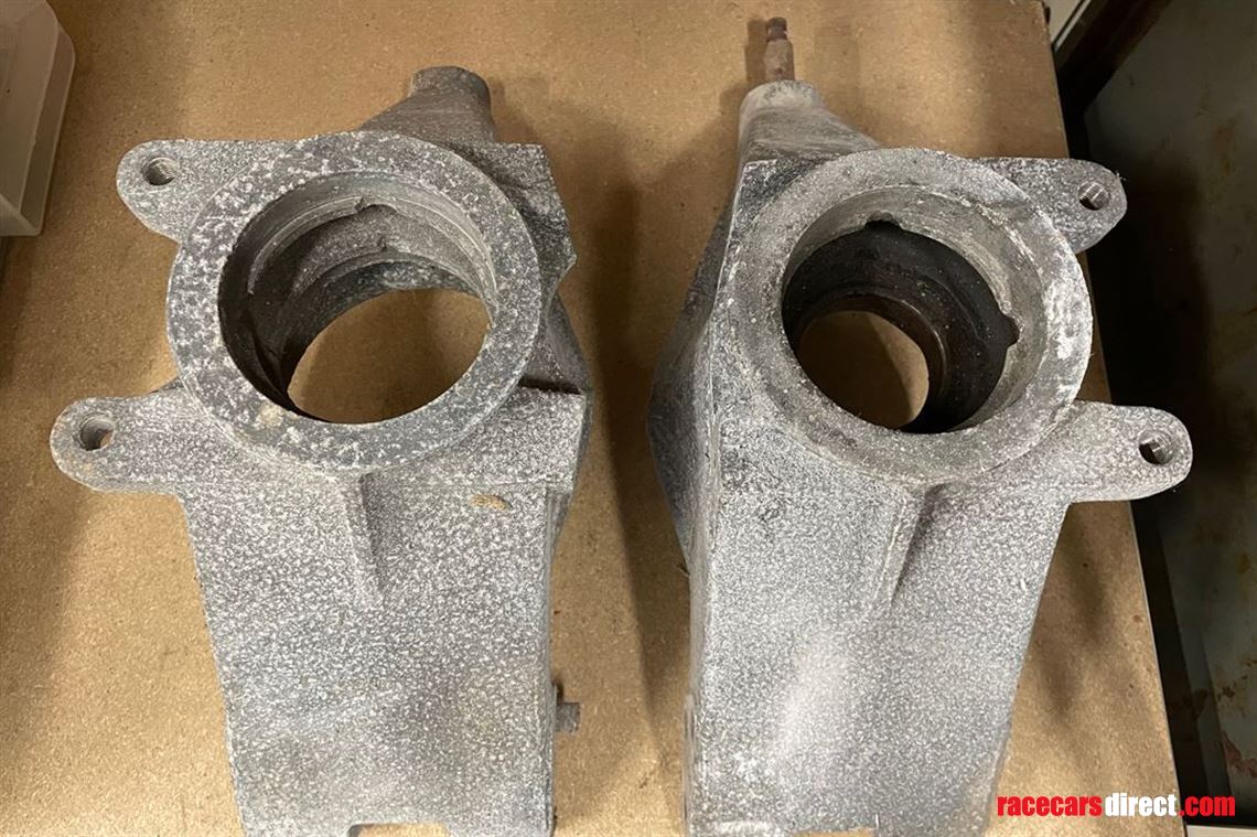 march-882-rear-uprights