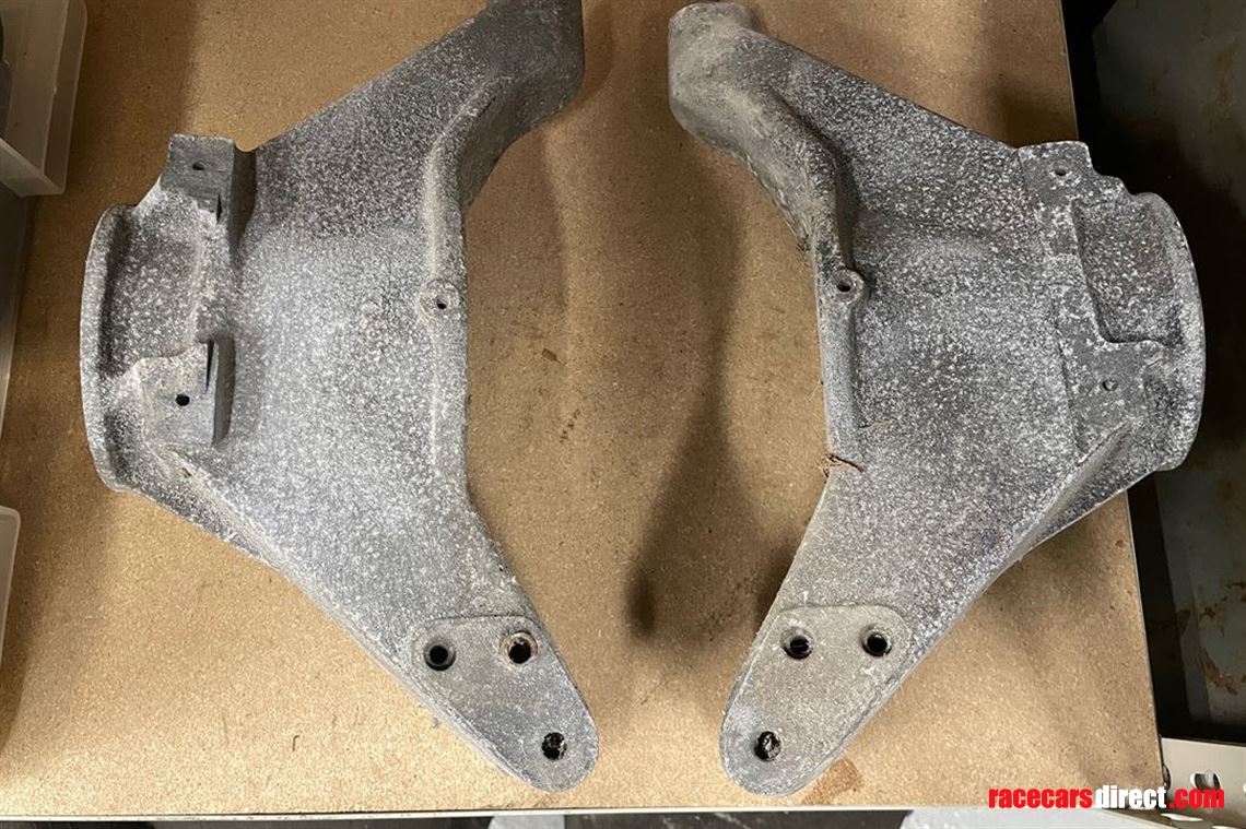 march-882-rear-uprights