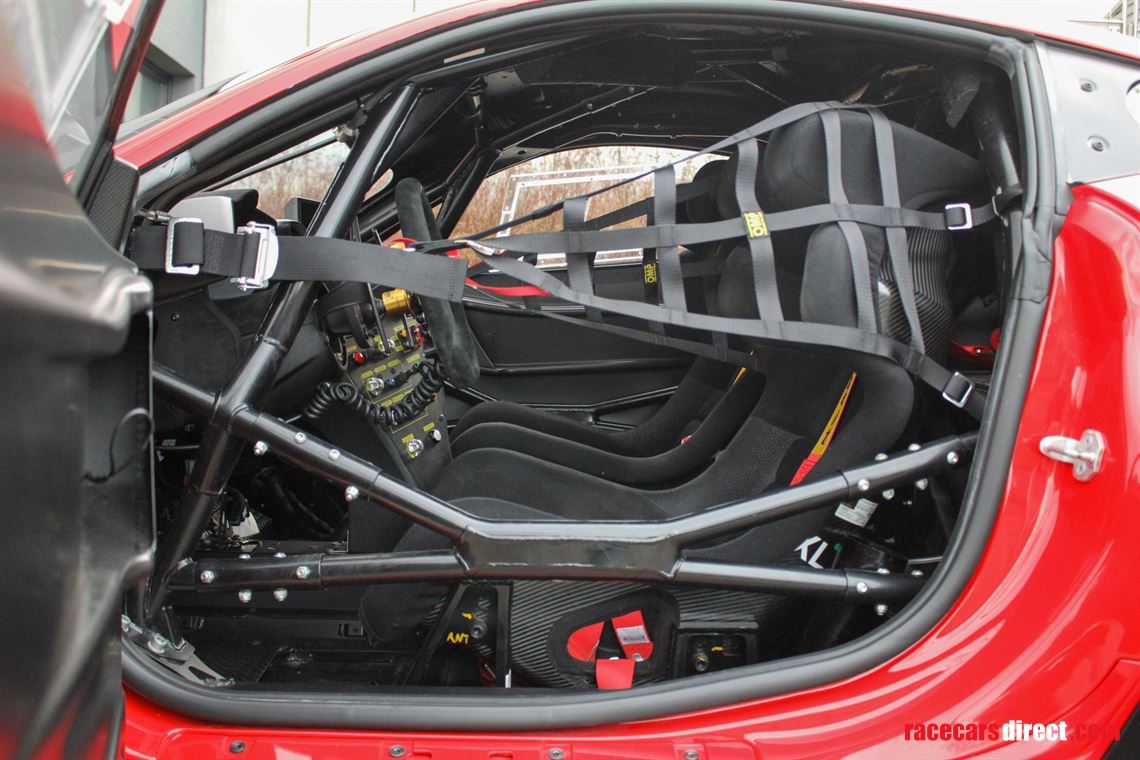 ferrari-488-challenge