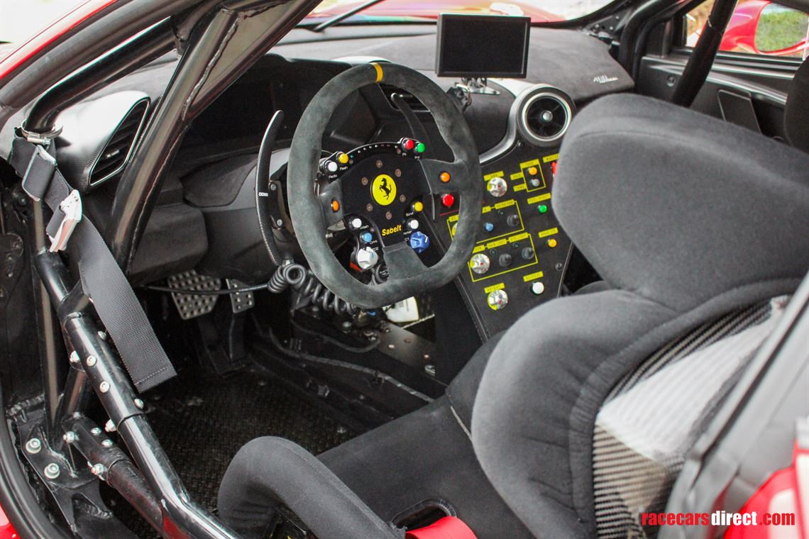 ferrari-488-challenge