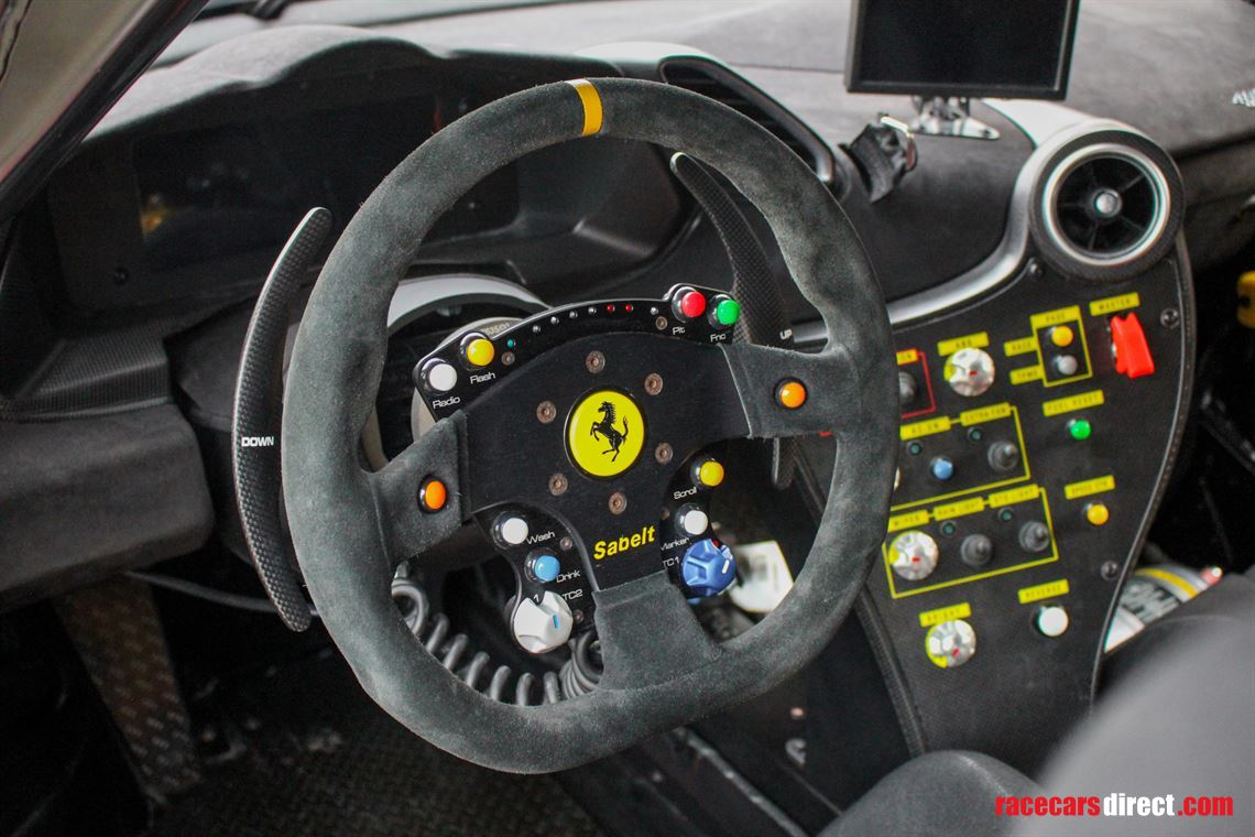 ferrari-488-challenge