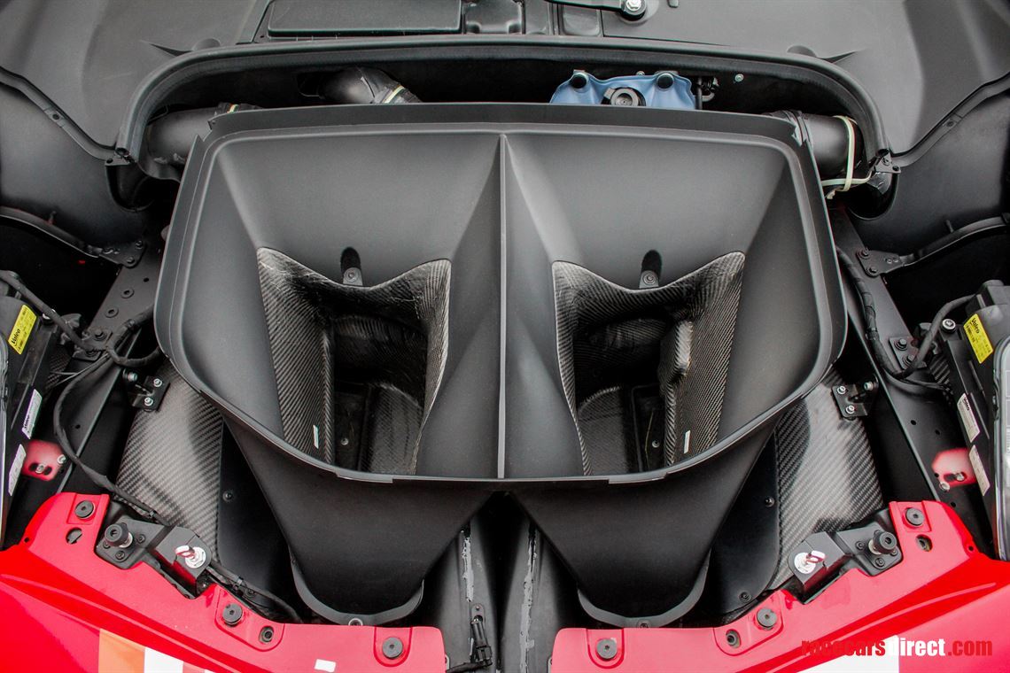 ferrari-488-challenge