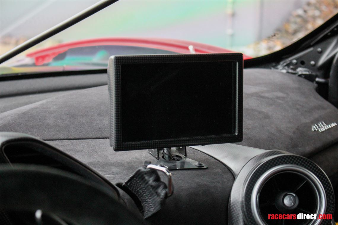 ferrari-488-challenge