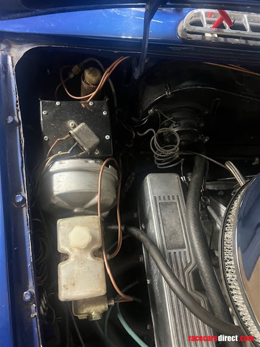 mgbgt-v8-280bhp-race-car