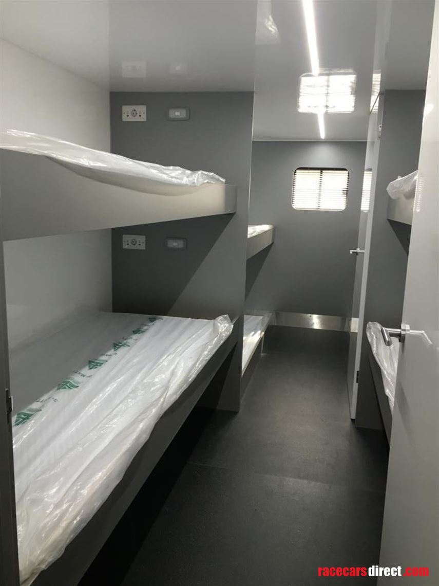 26-person-sleeping-accommodation-unit