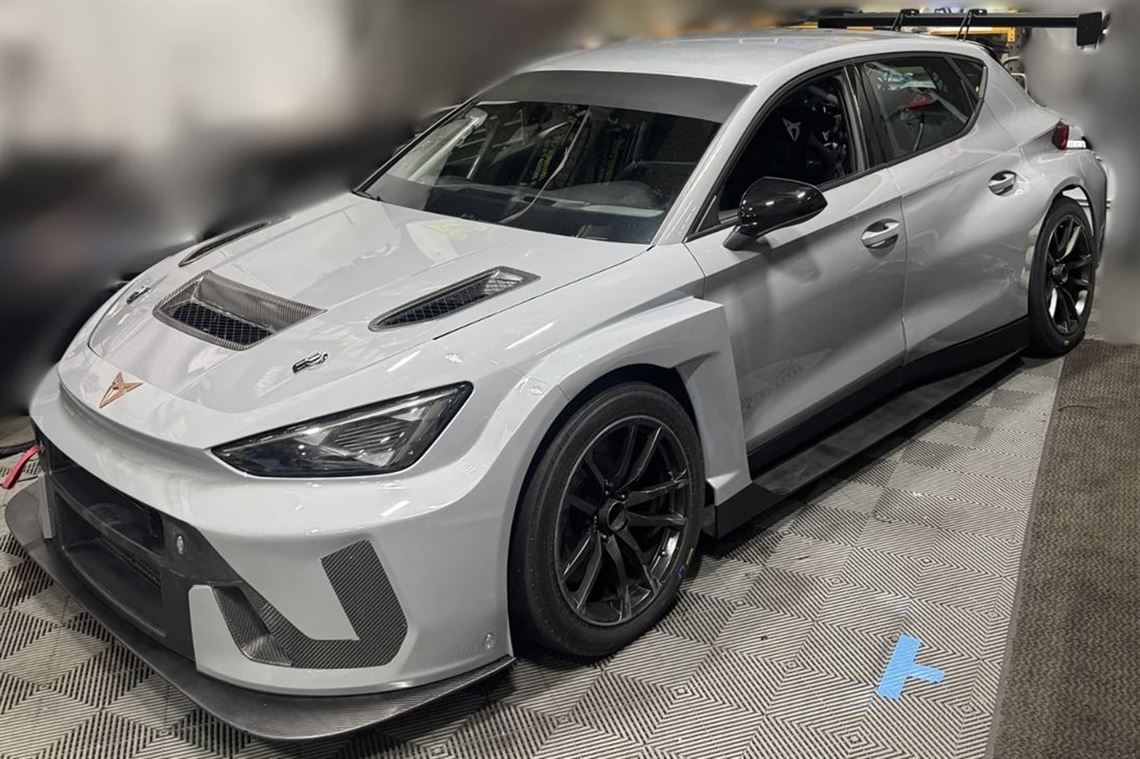 2024-cupra-vz-tcr