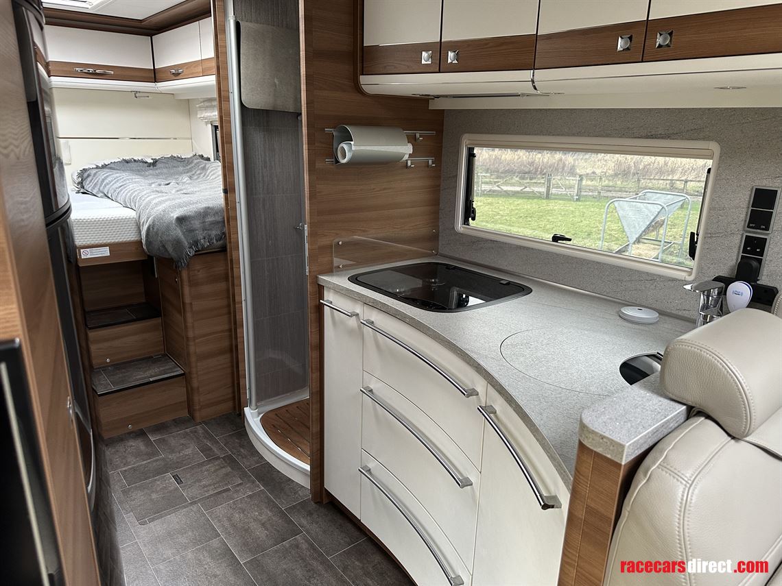 dethleffs-globetrotter-xxl-a