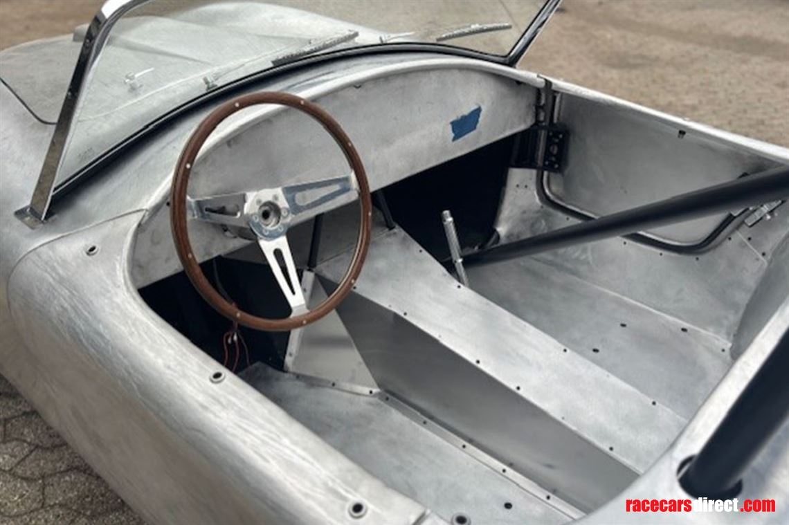 shelby-cobra-roadster-289-fia